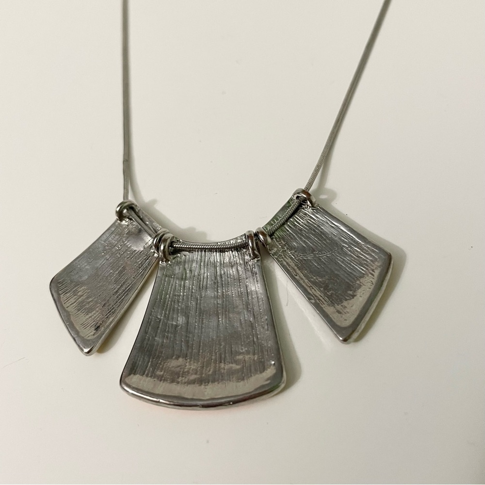 Color Block Geometric Statement Necklace - Picture 6 of 11